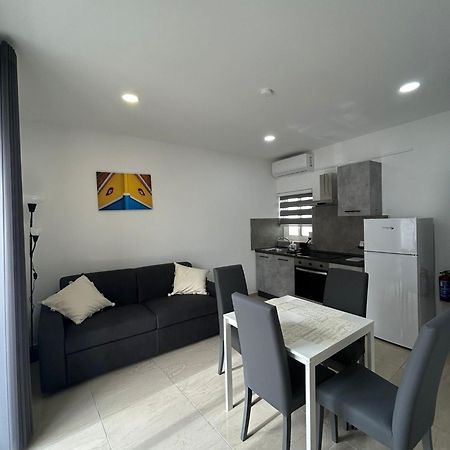 Seaview Setters Studio Apartments مارساسكالا المظهر الخارجي الصورة